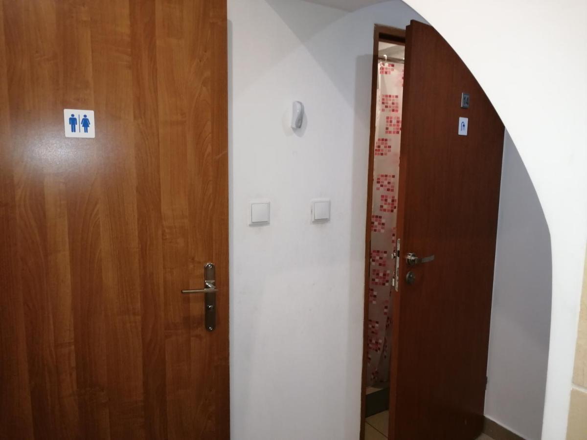 Hostel Gliwice Centrum Parking المظهر الخارجي الصورة