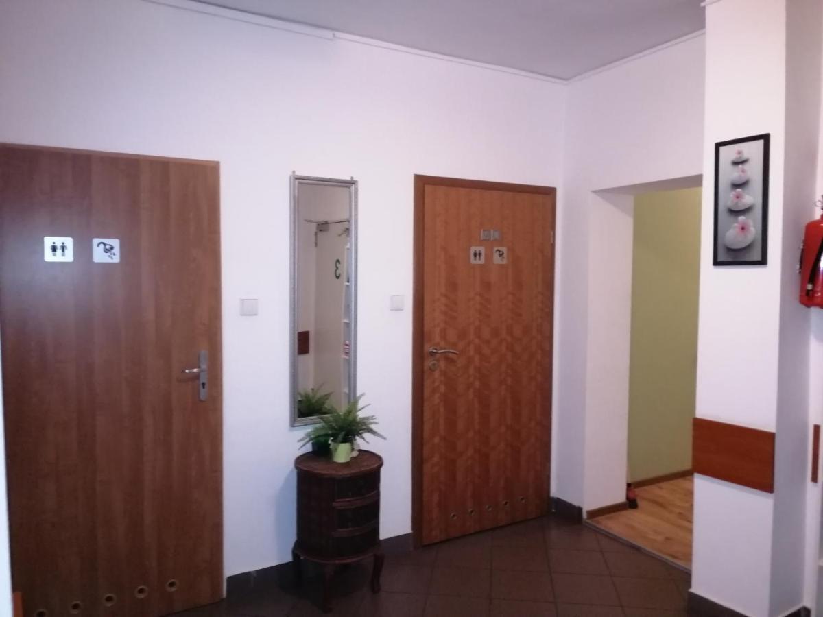 Hostel Gliwice Centrum Parking المظهر الخارجي الصورة