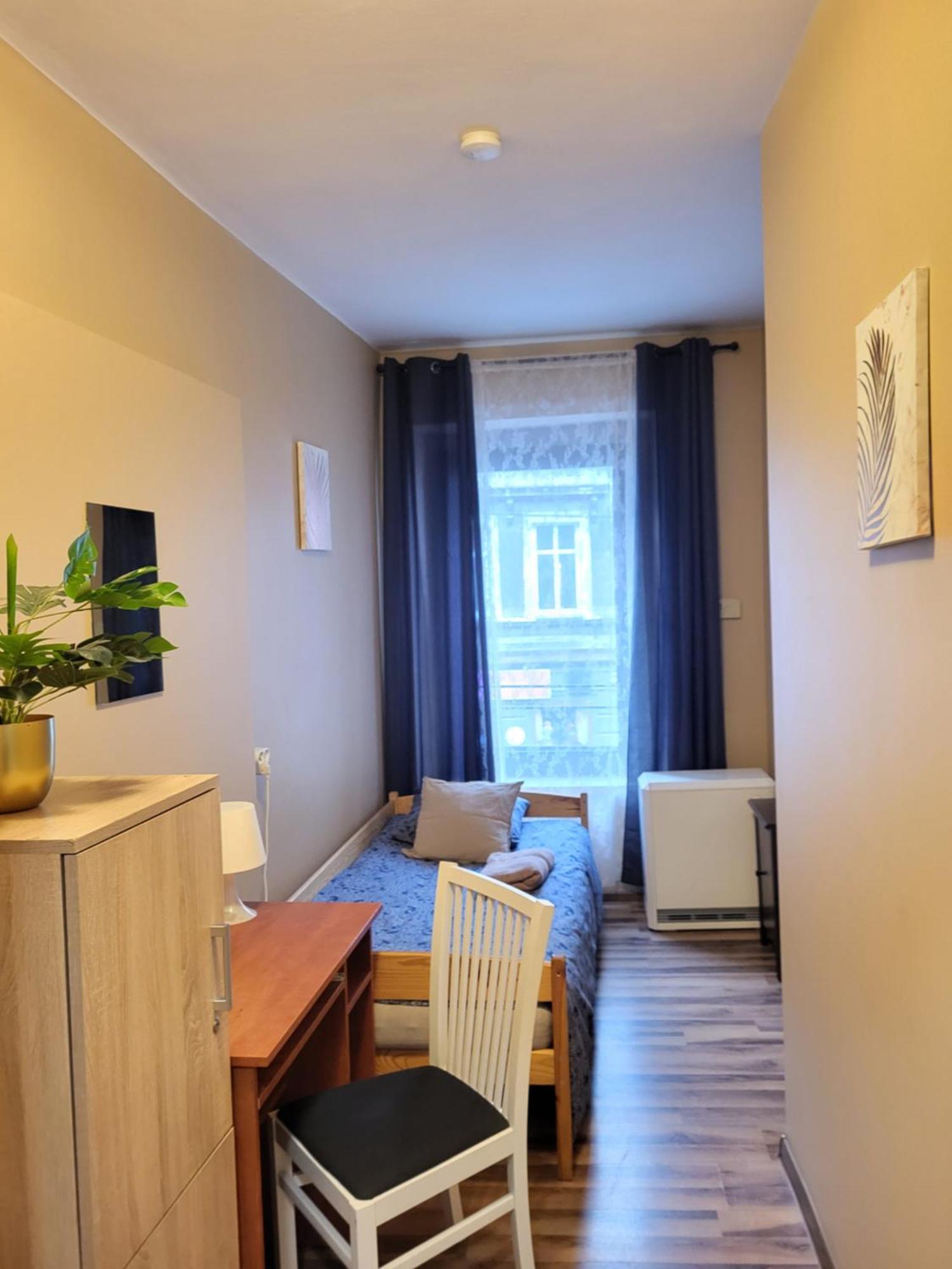 Hostel Gliwice Centrum Parking الغرفة الصورة