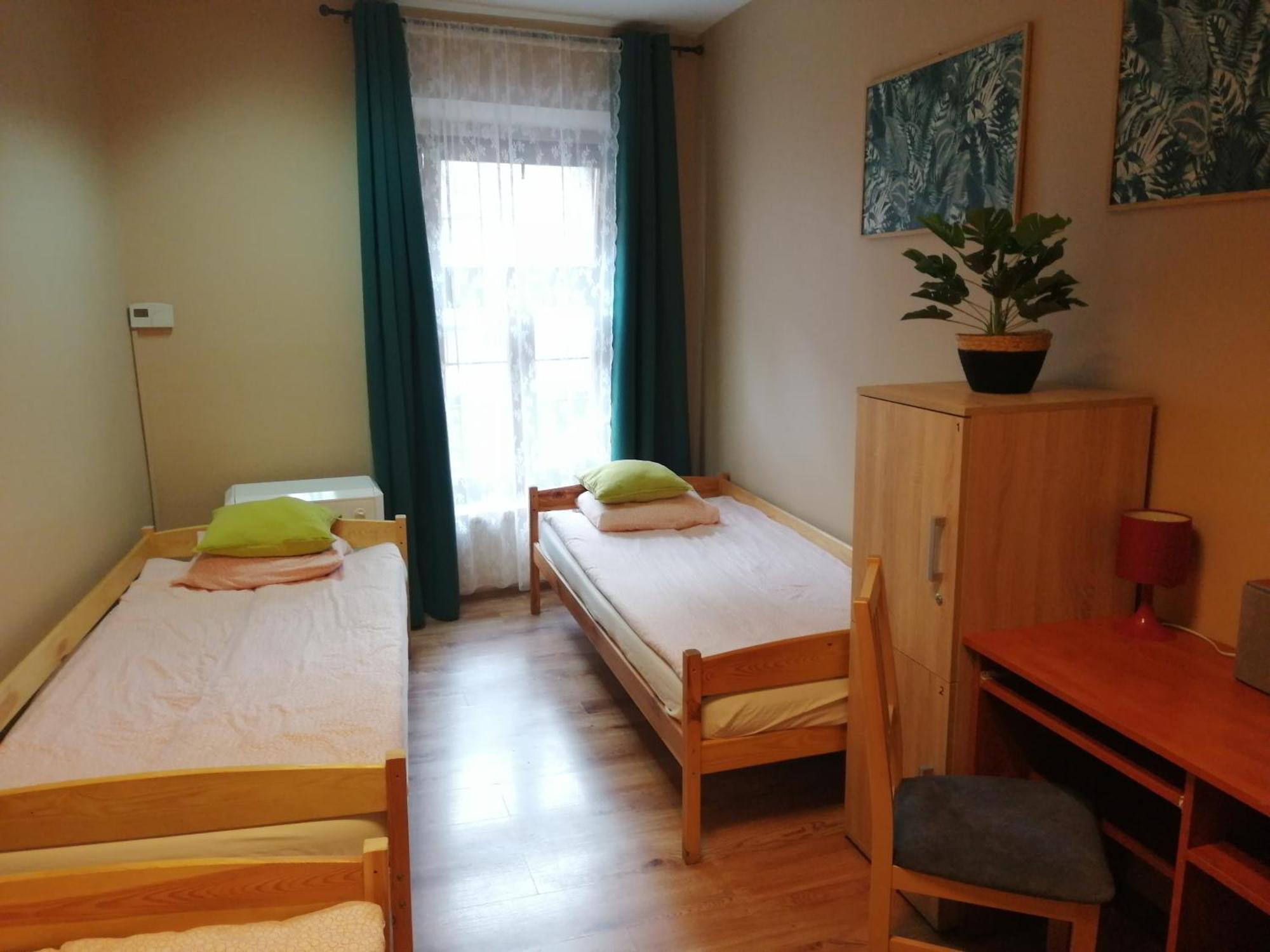 Hostel Gliwice Centrum Parking الغرفة الصورة